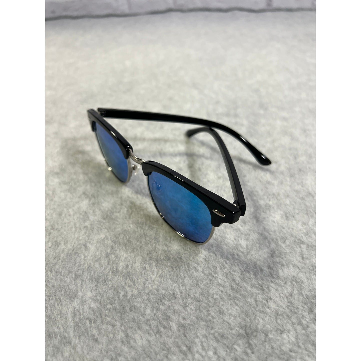 New Unbranded Sunglasses