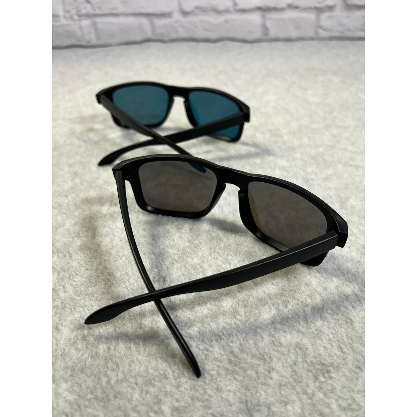 NEW Two (2) Pair Generic No Brand Sunglasses